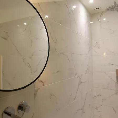 Apartment Pearl By Halldis Cannes